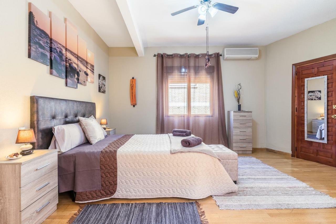 Apartamentos Turisticos TurisТоледо Екстер'єр фото